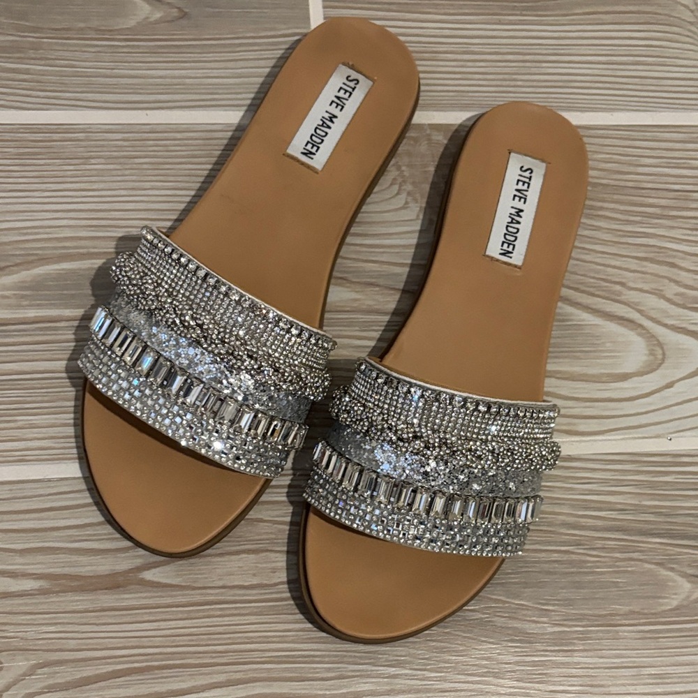 Size 7 slides